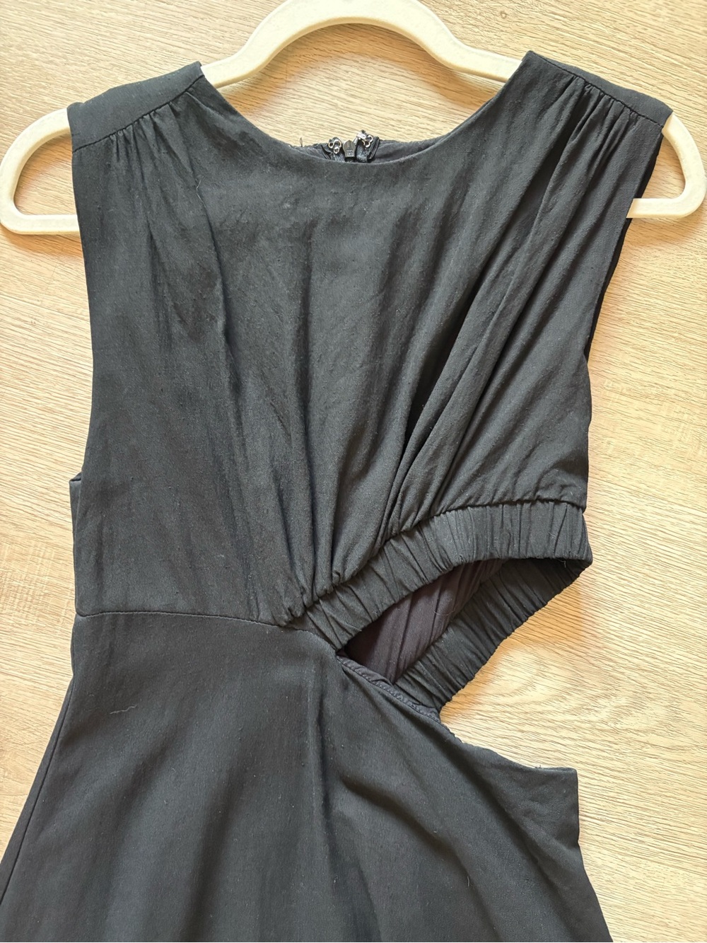 Women's Black Maxi Dress with Side Cutout - Picture 3 of 4